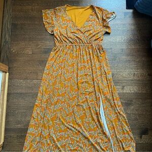 Loft beach size large orange hold leaf print maxi dress